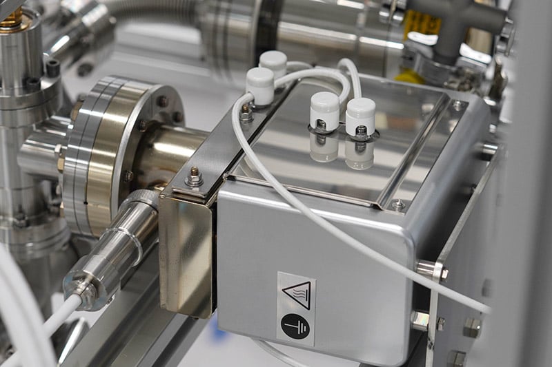 イオンポンプの原理と電源