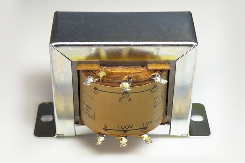 トランス（変圧器）とは