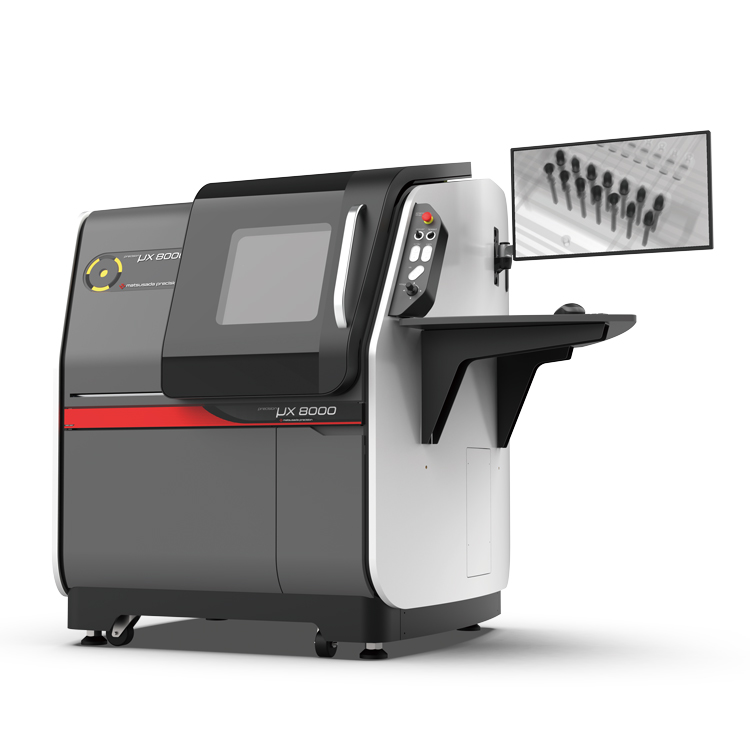 これはX線CTシステム　Precision µX8000の写真です。