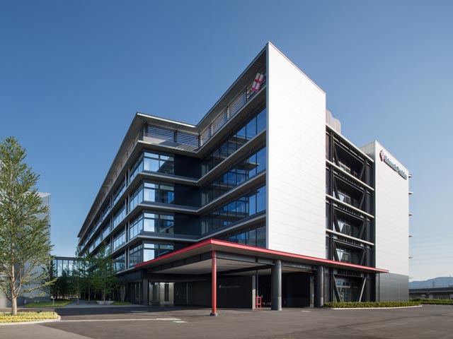 プロダクションセンター外観写真